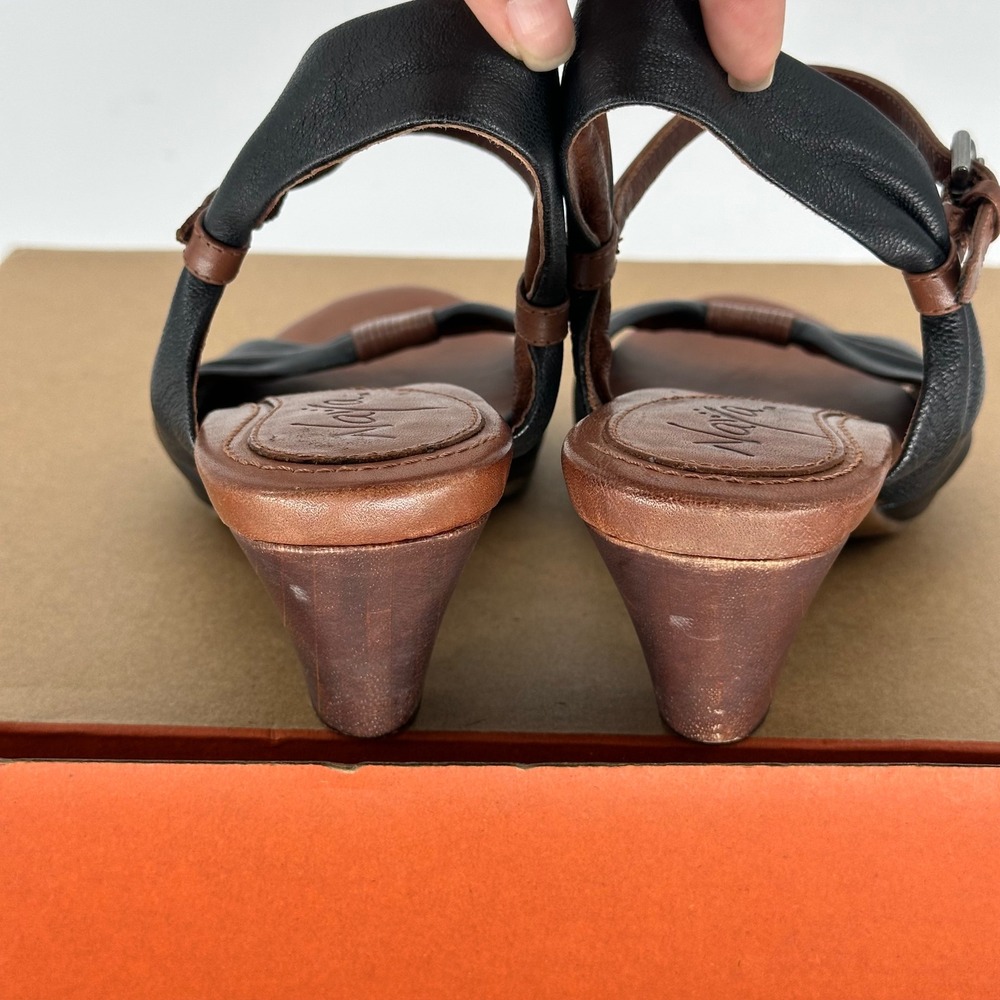 Naya Telluride Brown Black Bow Open Toe Ankle Buckle Strap Mini Low Heel 7.5 M - Picture 4 of 8